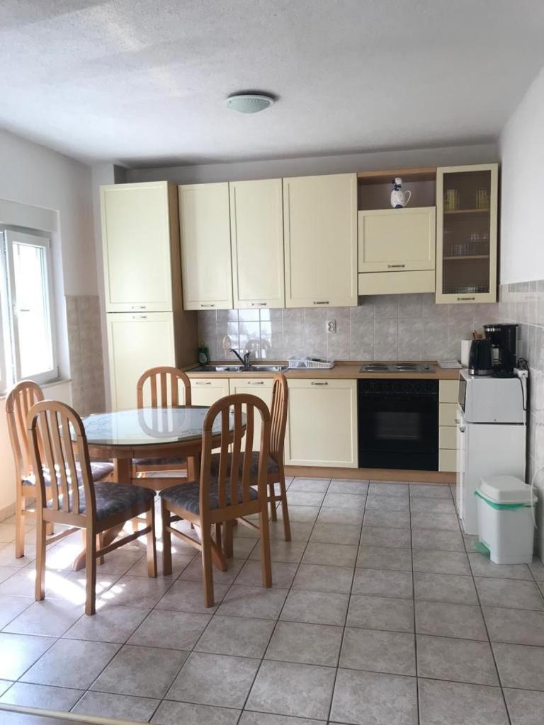 Apartment Sano Podstrana Extérieur photo