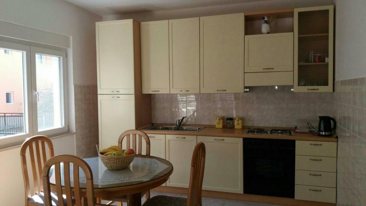 Apartment Sano Podstrana Extérieur photo